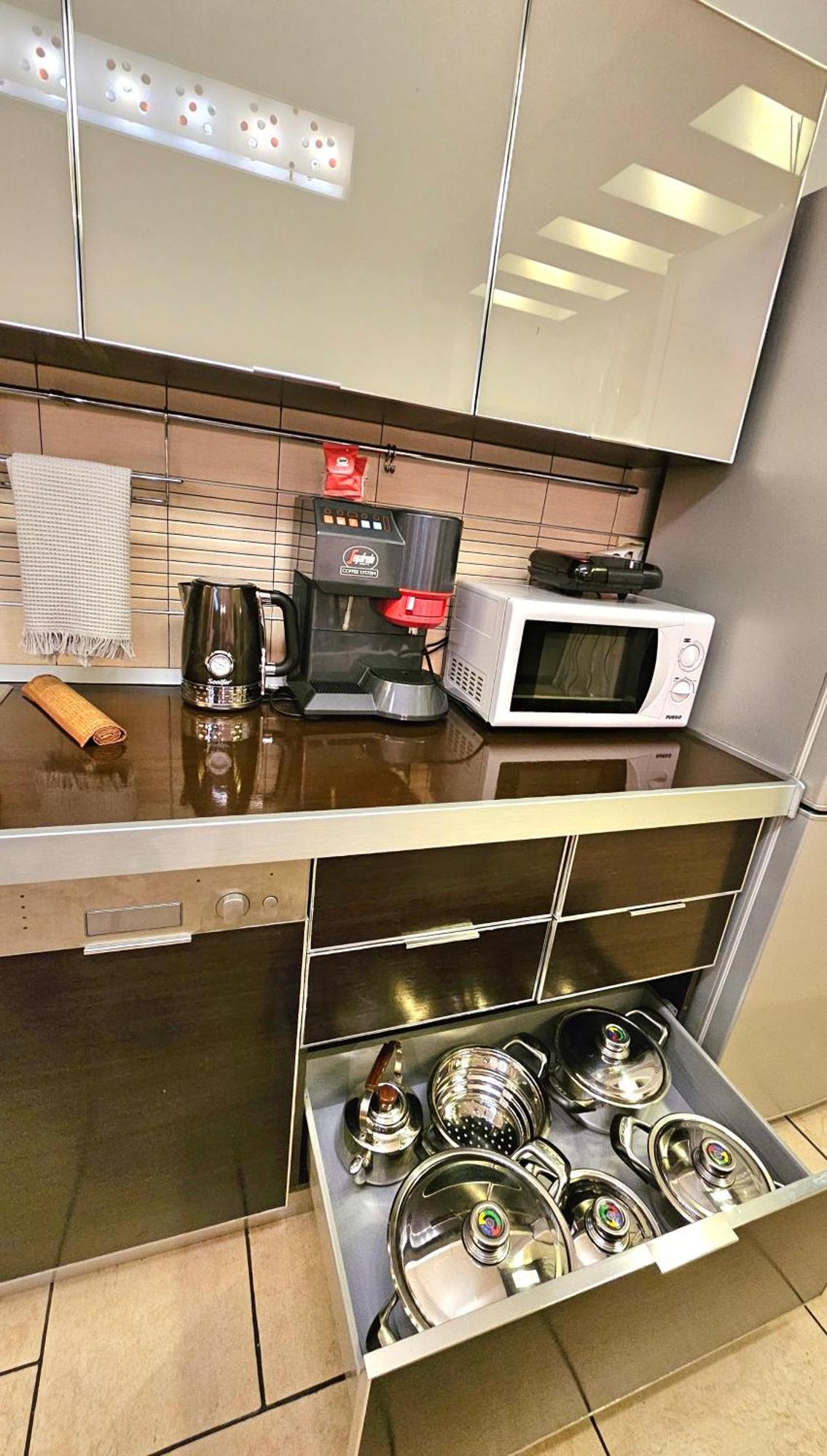 Center Apartment Easy_Luxury Tirana Esterno foto