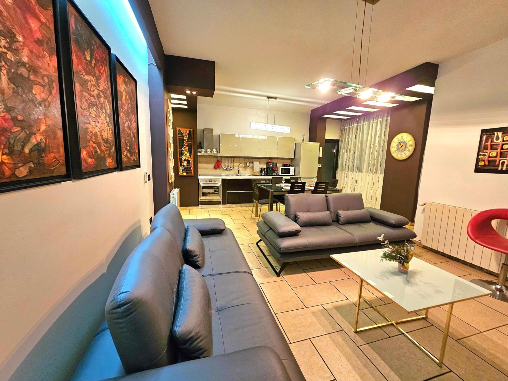Center Apartment Easy_Luxury Tirana Esterno foto