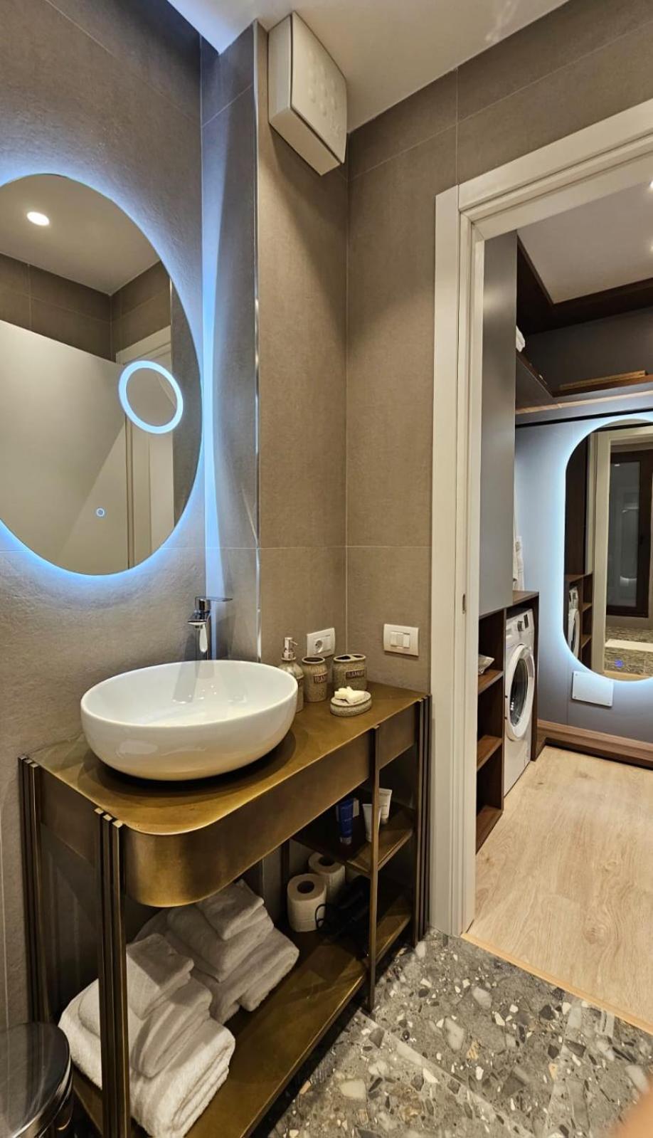 Center Apartment Easy_Luxury Tirana Esterno foto